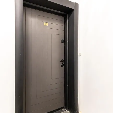 Апартаменти Modern For 4 - Kabakum 600m